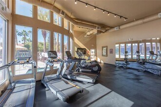 4980 Indian River Dr in Las Vegas, NV - Building Photo - Building Photo