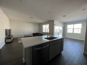 23928 W Ripple Rd in Buckeye, AZ - Building Photo - Building Photo