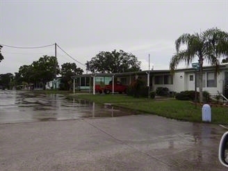 10532 Becoming Dr in Hudson, FL - Foto de edificio - Building Photo