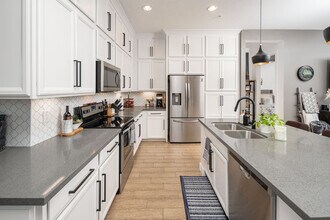 6565 E Thomas Rd, Unit 1076 in Scottsdale, AZ - Building Photo - Building Photo