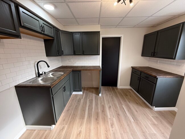 410 N 7th St in Martins Ferry, OH - Building Photo - Building Photo