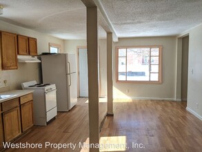 1225 Sanford St in Muskegon, MI - Building Photo - Building Photo
