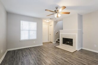 411 Remington Creek Dr in Houston, TX - Building Photo - Building Photo