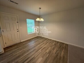 3918 Vershire Ave in Greensboro, NC - Building Photo - Building Photo