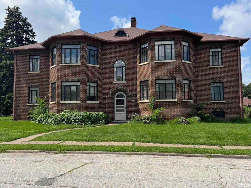2648 N Ripley St in Davenport, IA - Building Photo