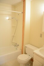 2035 Tecumseh Rd in Manhattan, KS - Building Photo - Building Photo