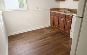 148 Tyler St in Buffalo, NY - Building Photo - Building Photo