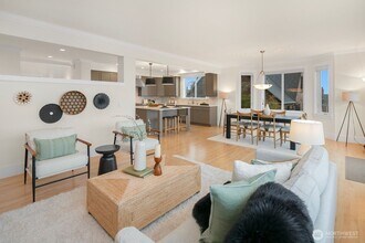 2901 28th Ave W in Seattle, WA - Building Photo - Building Photo