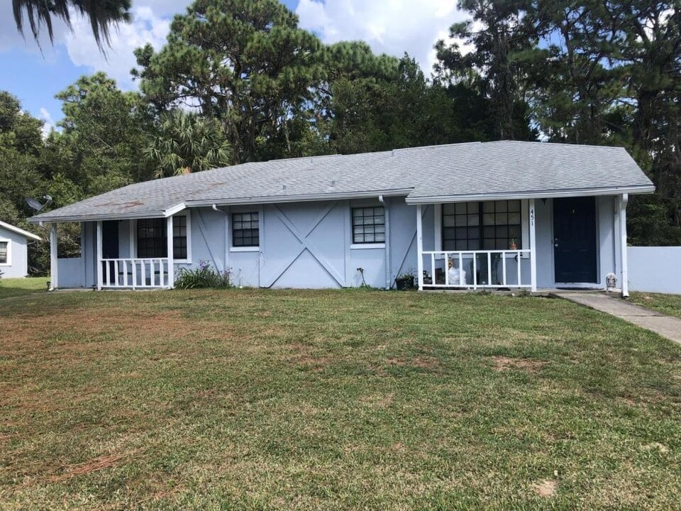 491 N Sams Point in Crystal River, FL - Building Photo