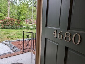 4680 Forest Manor Dr in Winston-Salem, NC - Building Photo - Building Photo