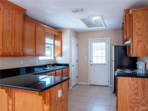 1700 W Douglas Ave in Pharr, TX - Building Photo - Building Photo