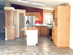 3204 Locust Ave in Bellingham, WA - Building Photo - Building Photo