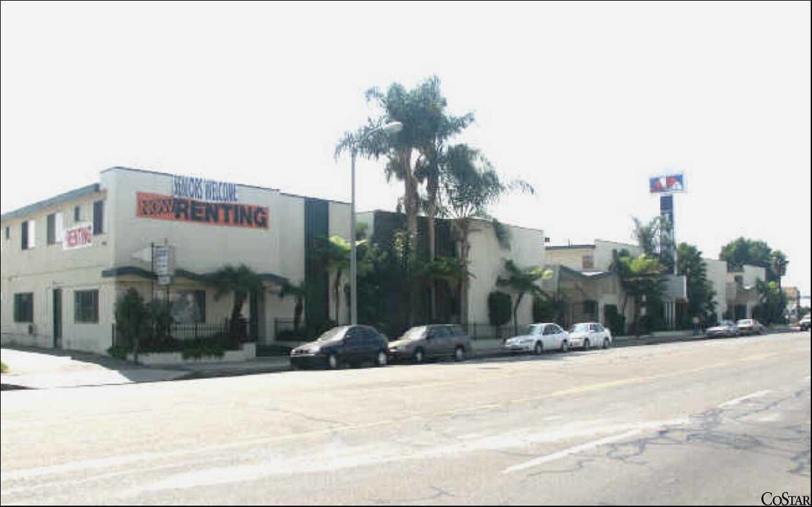 Hudson Ridge Apartments in Fullerton, CA - Building Photo