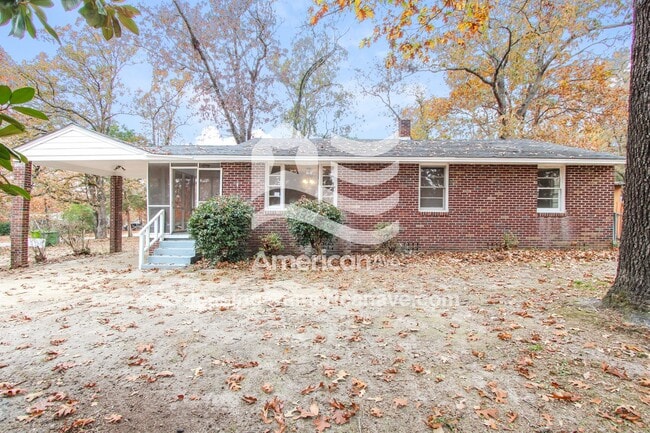 1545 Glendale Rd in Columbia, SC - Foto de edificio - Building Photo