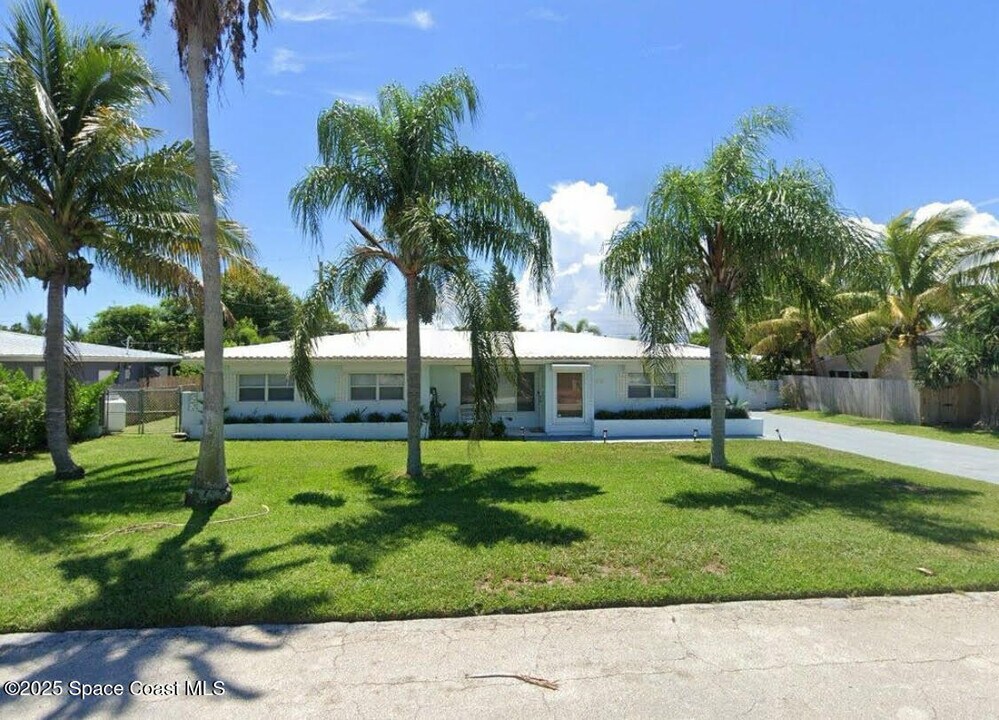 249 Harwood Ave in Satellite Beach, FL - Building Photo