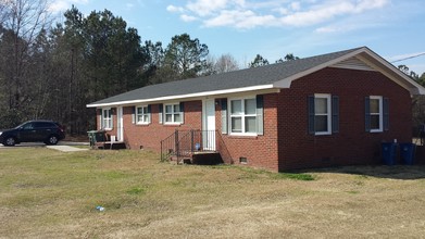 Packer Duplexes in Fayetteville, NC - Foto de edificio - Building Photo