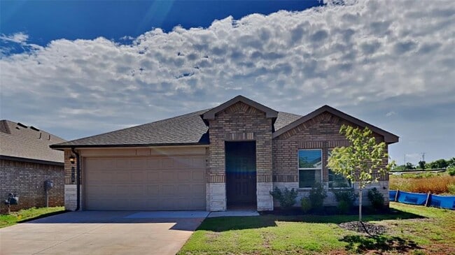 2928 Firefly Dr in Oklahoma City, OK - Building Photo - Building Photo