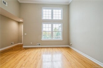 27 The Knolls in Warwick, NY - Building Photo - Building Photo