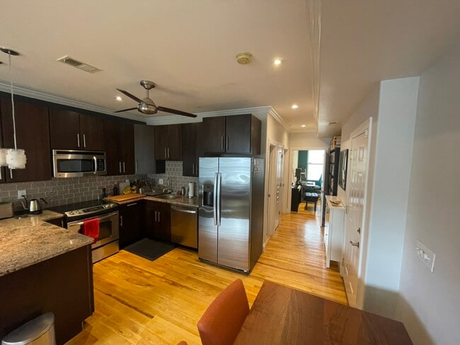 2650 15th St NW, Unit 3 in Washington, DC - Foto de edificio - Building Photo