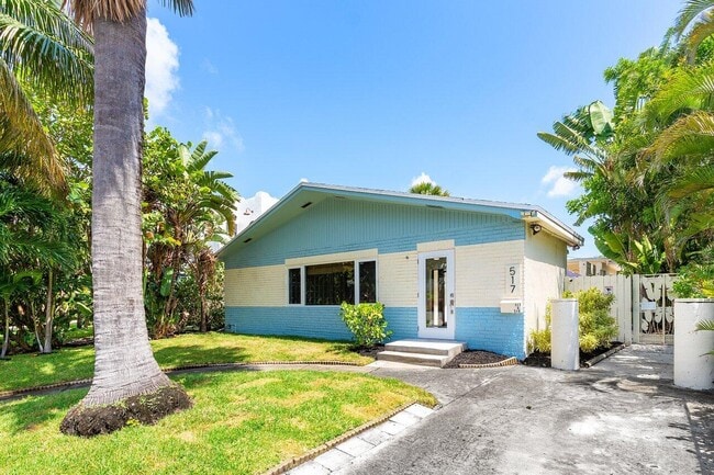 property at 517 29th - Front House St