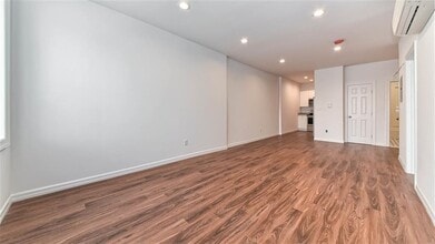 525 BROADWAY in Bayonne, NJ - Building Photo - Building Photo