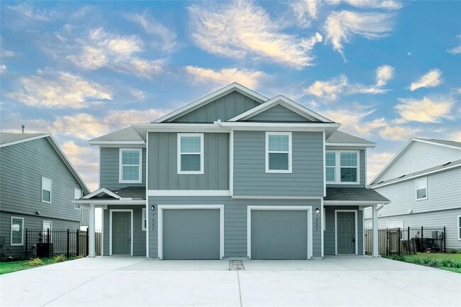 property at 7225 Spotted Leaf Wy
