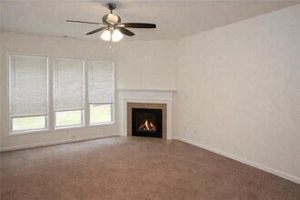 3426 Big Leaf Ct in Buford, GA - Building Photo - Building Photo