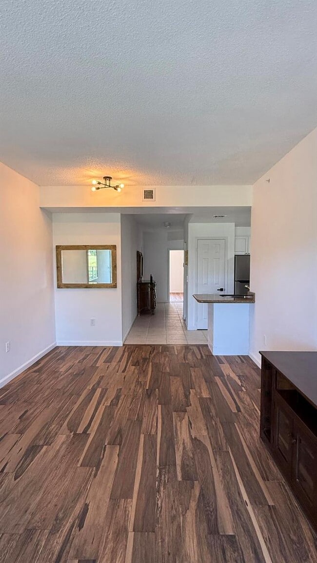 property at 2080 Greenview Shores Blvd
