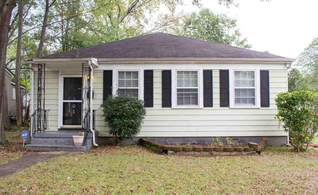 property at 901 Kirkwood Ave