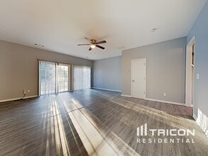 3038 Deerborne Ct in Atlanta, GA - Building Photo - Building Photo