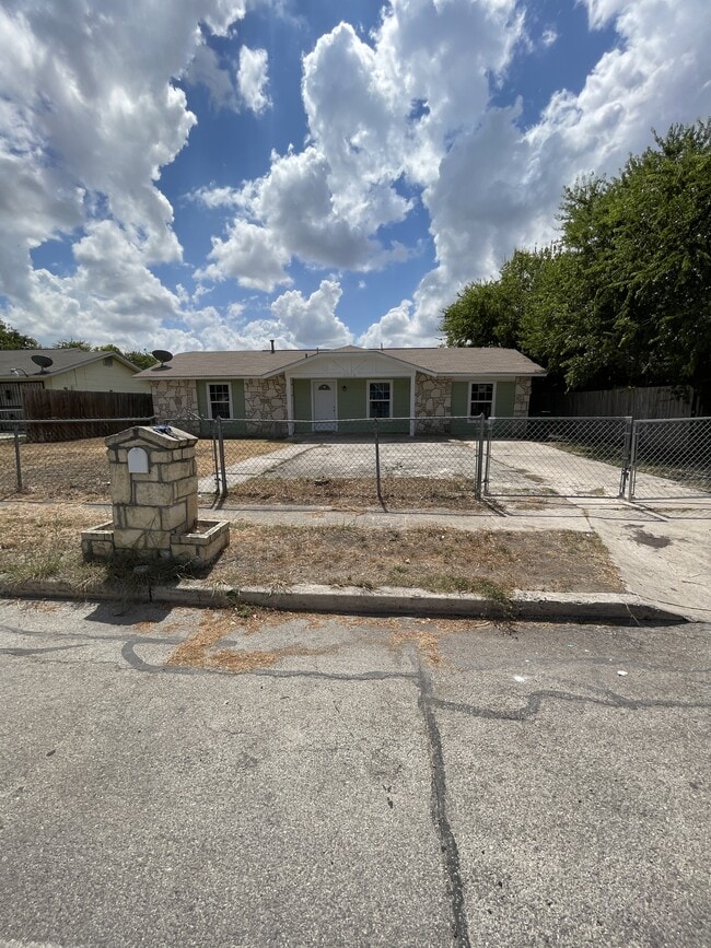 property at 8834 Five Palms Dr