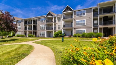 Market 1900 Apartment Homes in Independence, MO - Building Photo - Building Photo