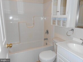 25371 Three Notch Rd in Hollywood, MD - Building Photo - Building Photo