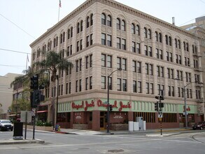 St. Claire Building in San Jose, CA - Building Photo - Building Photo