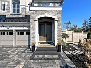266 Touch Gold Cres in Aurora, ON - Building Photo - Building Photo