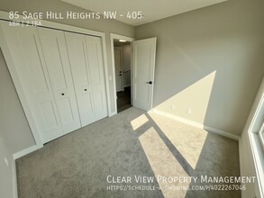 85 Sage Hl Hts in Calgary, AB - Building Photo - Building Photo