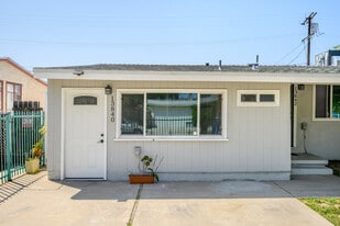 13840 Community St in Panorama City, CA - Building Photo