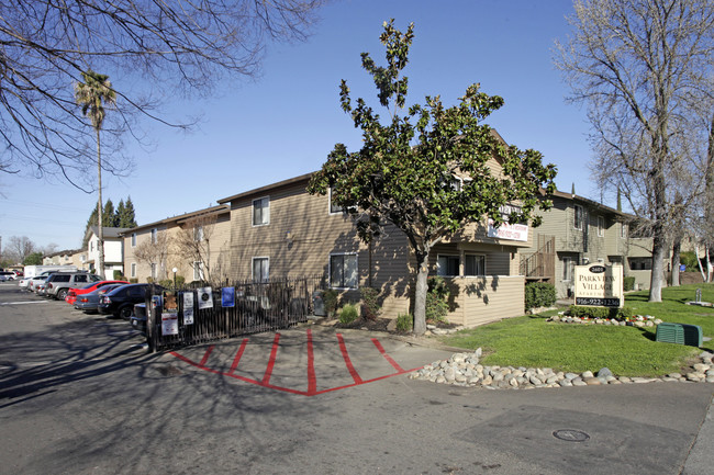 Parkview Village Apartments in Sacramento, CA - Building Photo - Building Photo