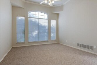 7703 Heather Ridge Ct in Irving, TX - Building Photo - Building Photo