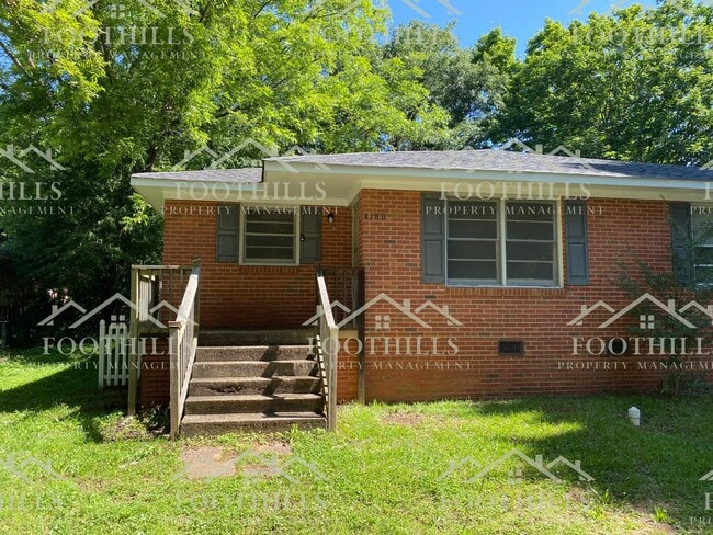 property at 418 W Fredericks St