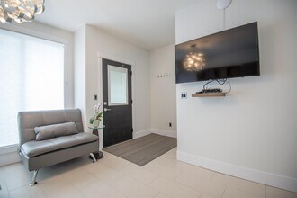 1174A Spadina Crescent E in Saskatoon, SK - Building Photo - Building Photo