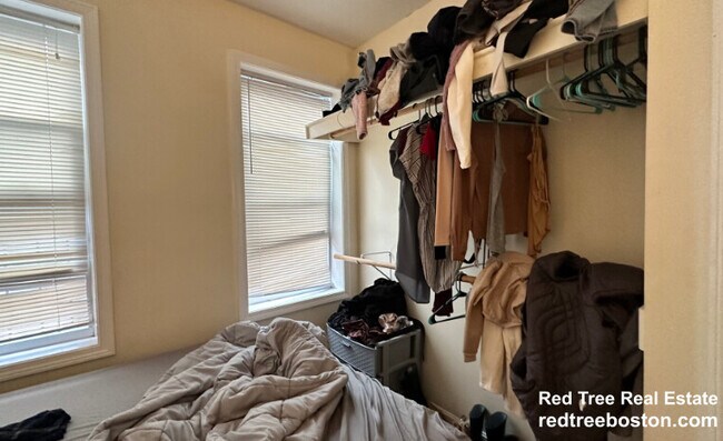 27 Phillips St, Unit 3 in Boston, MA - Building Photo - Building Photo