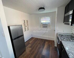 300 San Pasquale Ave NW in Albuquerque, NM - Building Photo - Building Photo