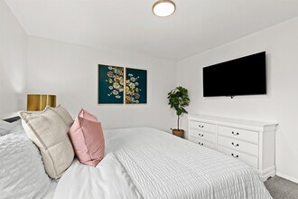 22 2nd St in Mount Clemens, MI - Foto de edificio - Building Photo