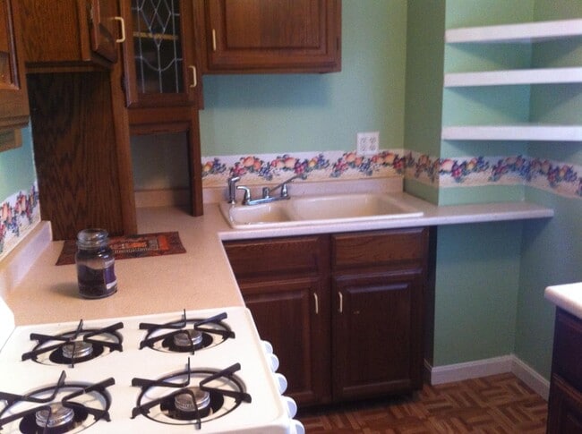 246 Shaw St, Unit A in Braintree, MA - Building Photo - Building Photo