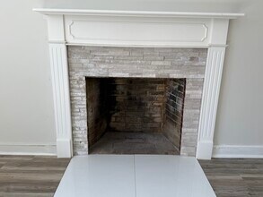 62 Lewis Dr in Fairfield, CT - Building Photo - Building Photo