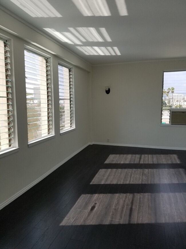 Crestwood Tower Apartments