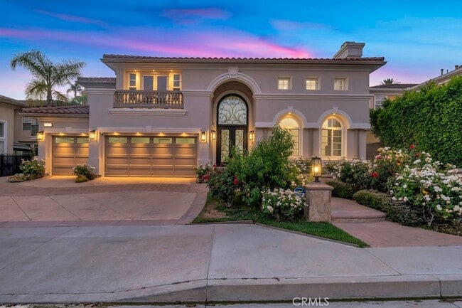 property at 20151 Vía Medici