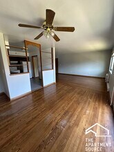 1639 Oakwood Ave in Des Plaines, IL - Foto de edificio - Building Photo