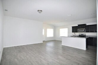 9105 Doverglen Dr in Fort Worth, TX - Building Photo - Building Photo